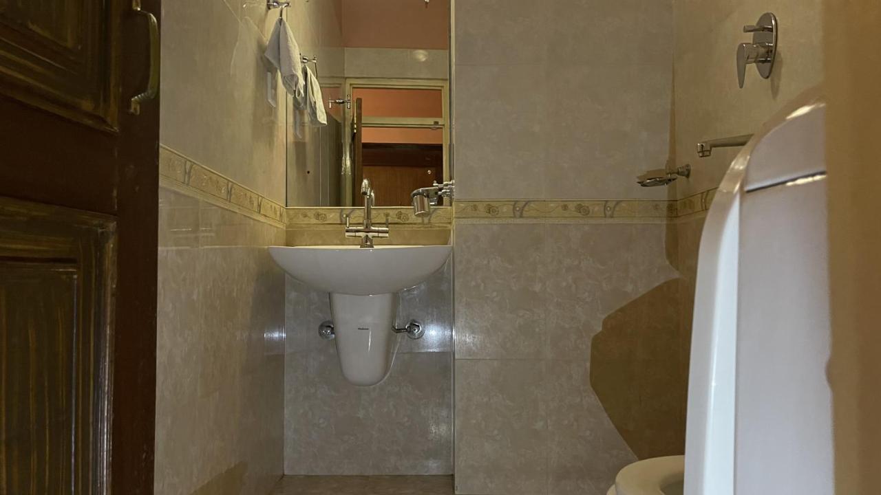 Hotel Valley View Inn 纳加阔特 外观 照片